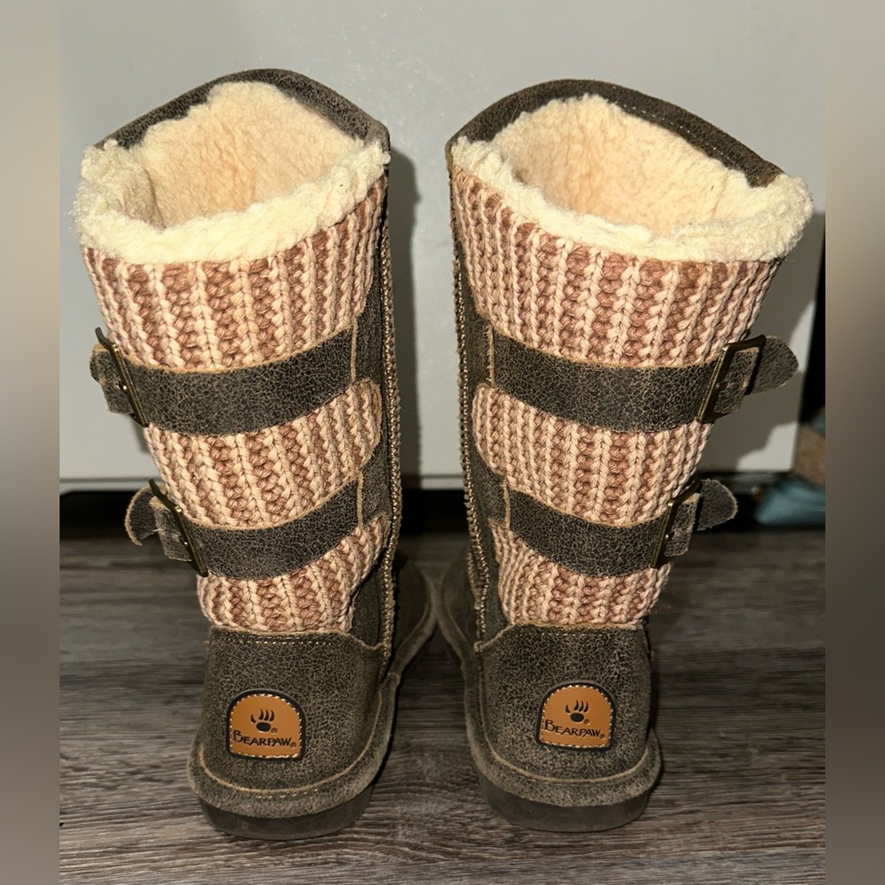 BearPaw Buckle Strap Mid Calf A-Line Cut Tall Fuzzy Warm Knitted Boots Size 7